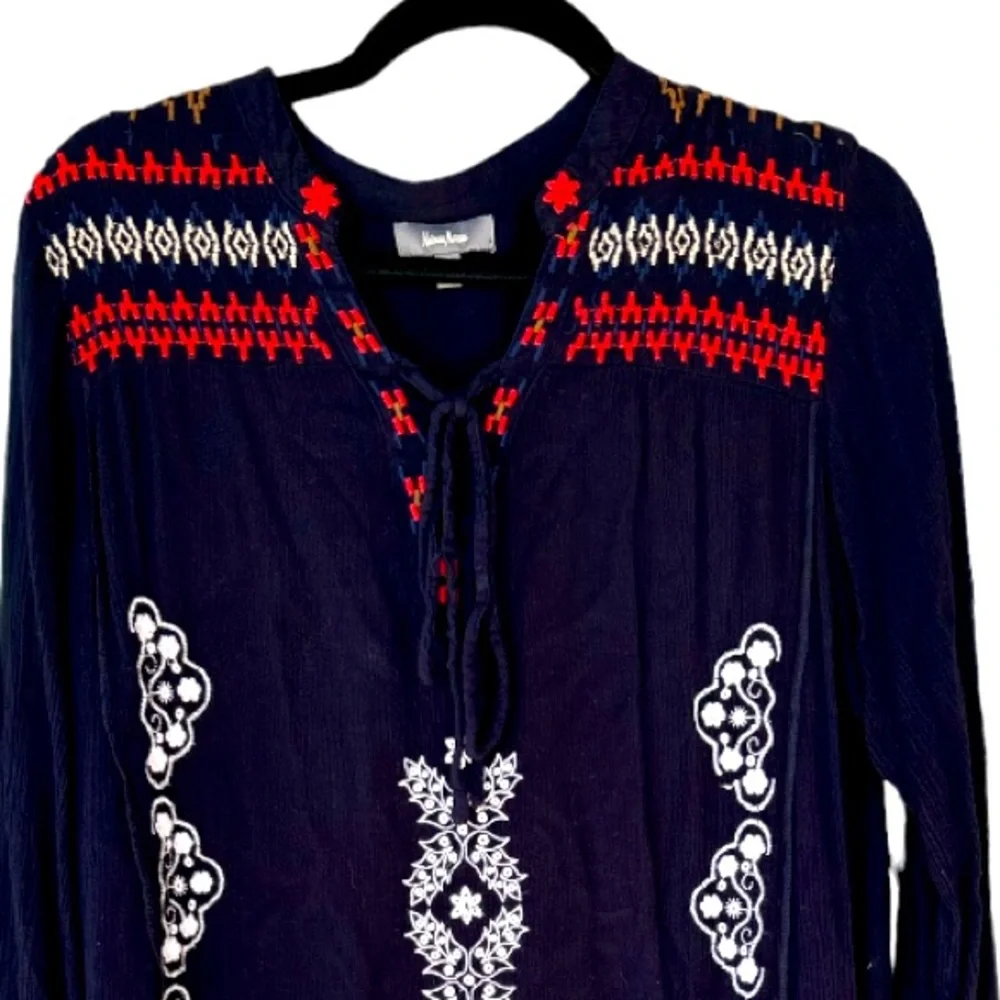 Neiman Marcus Blue White & Red Embroidered Casual Dress or Swimsuit Cover Size M - Picture 1 of 7